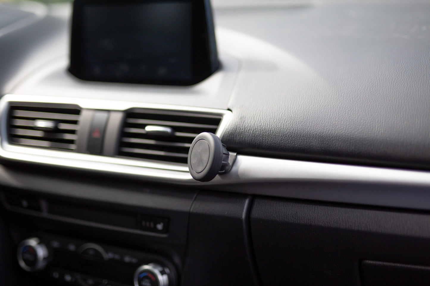 DirectFit Phone Mount - Mazda3 (2014-2018)