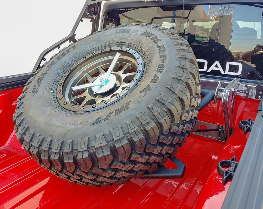 2020-21 Jeep Gladiator JT Adjustable Tire Carrier-DV8 Offroad