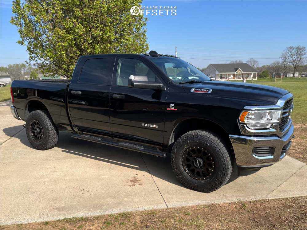 FALKEN 285/75-18 WILDPEAK A/T4W 28840115