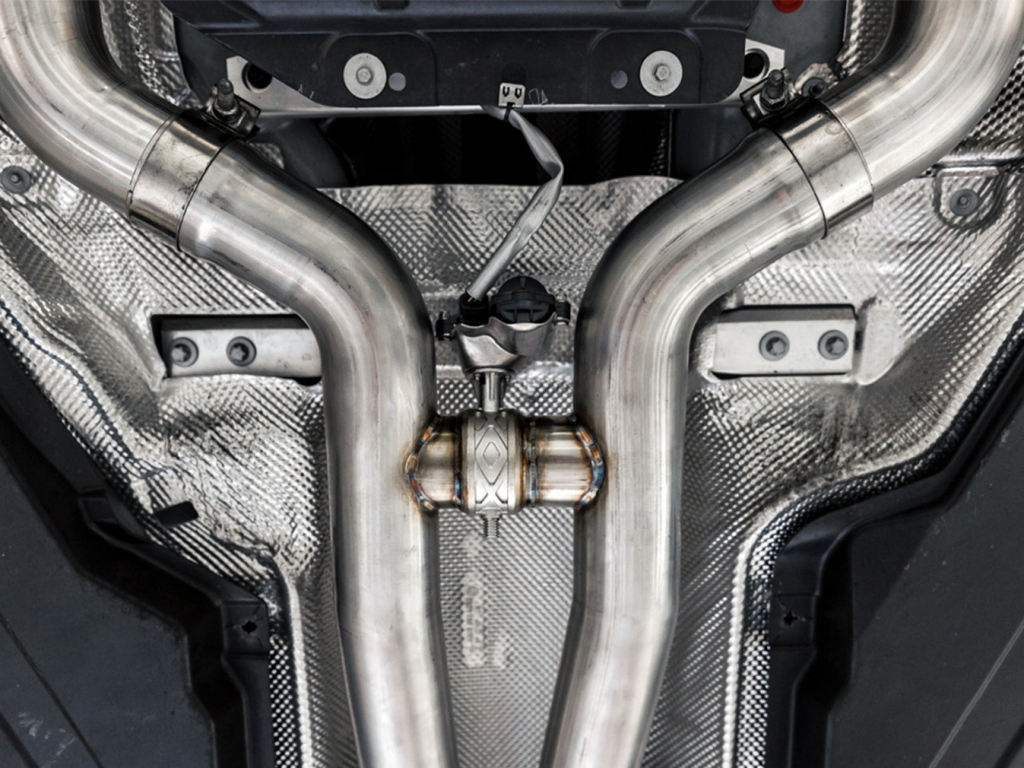 AWE Tuning Track Edition Exhaust System for 2019 Mercedes-Benz W205 AMG C63/S Coupe (no tips) 3020-11035