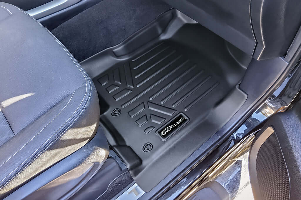 SMARTLINER Floor Liners for 2017-2024 Nissan Titan King Cab With Bench Seats
