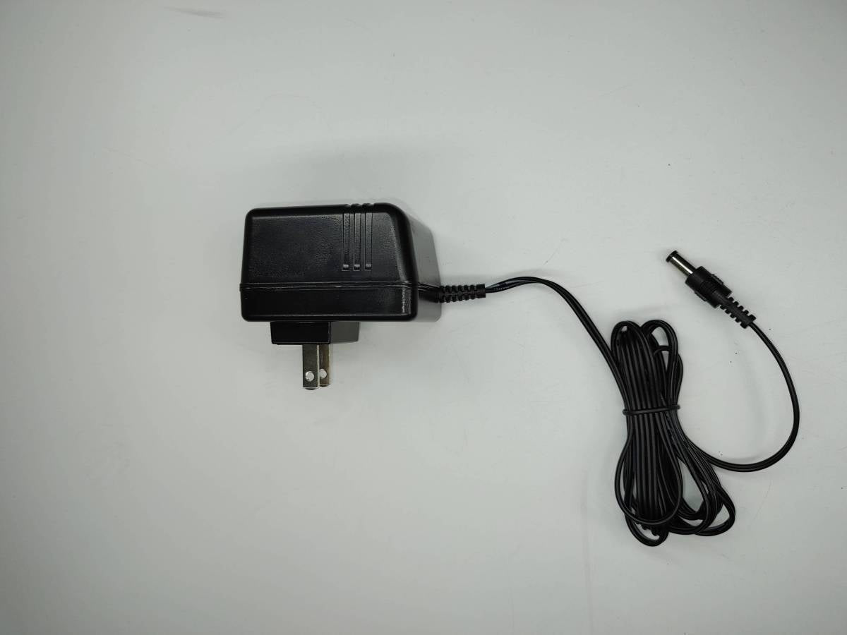 Granatelli 110V-to-12V Wall Charger for Electric Piston Ring Filer – 540102