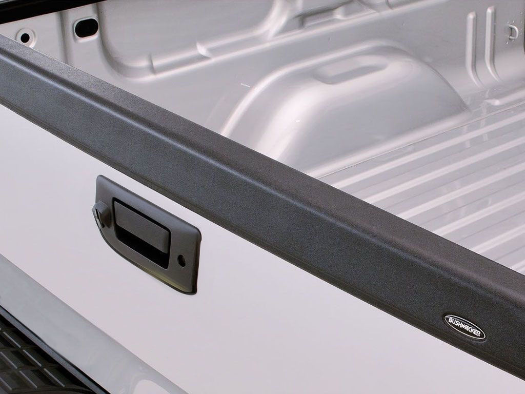 2888001 HUSKY LINERS