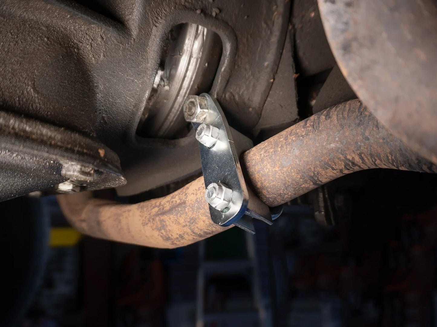 Exhaust Header Support Bracket (Front)