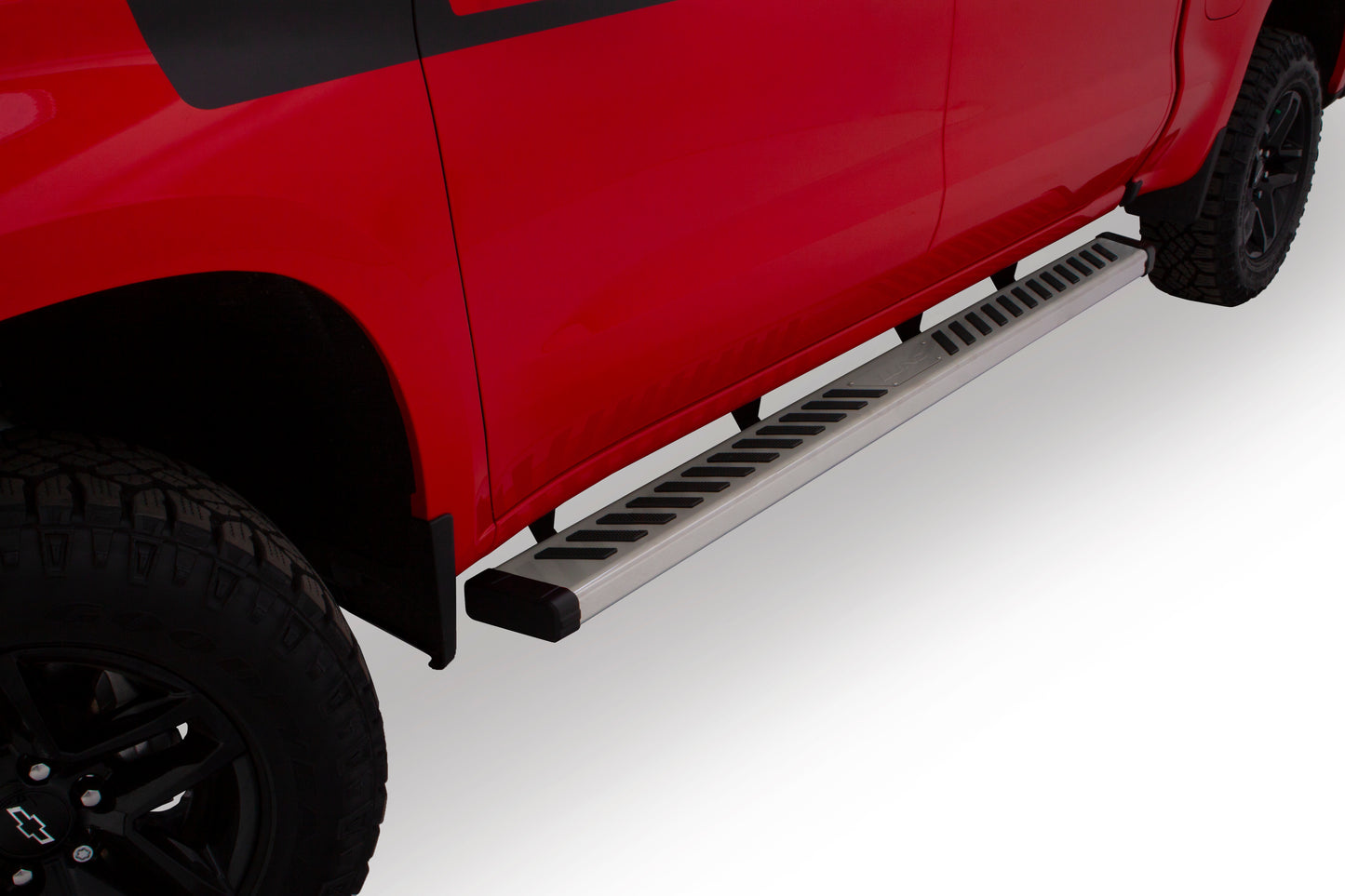 Lund 28665044 Summit Ridge 2.0 Running Board Kit - Polished Stainless For 2019-2022 Chevrolet Silverado 1500 Crew Cab