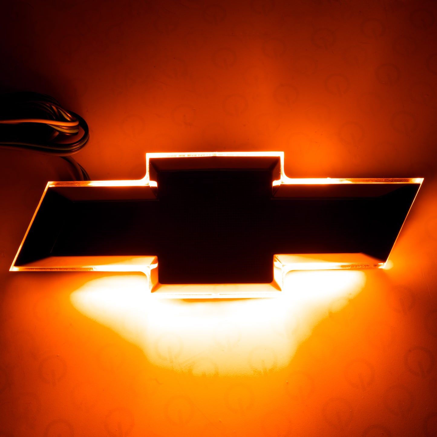 Oracle Lighting 3042-005 - Illuminated Bowtie - Silver Ice Metallic (GAN) - Dual Intensity - Amber