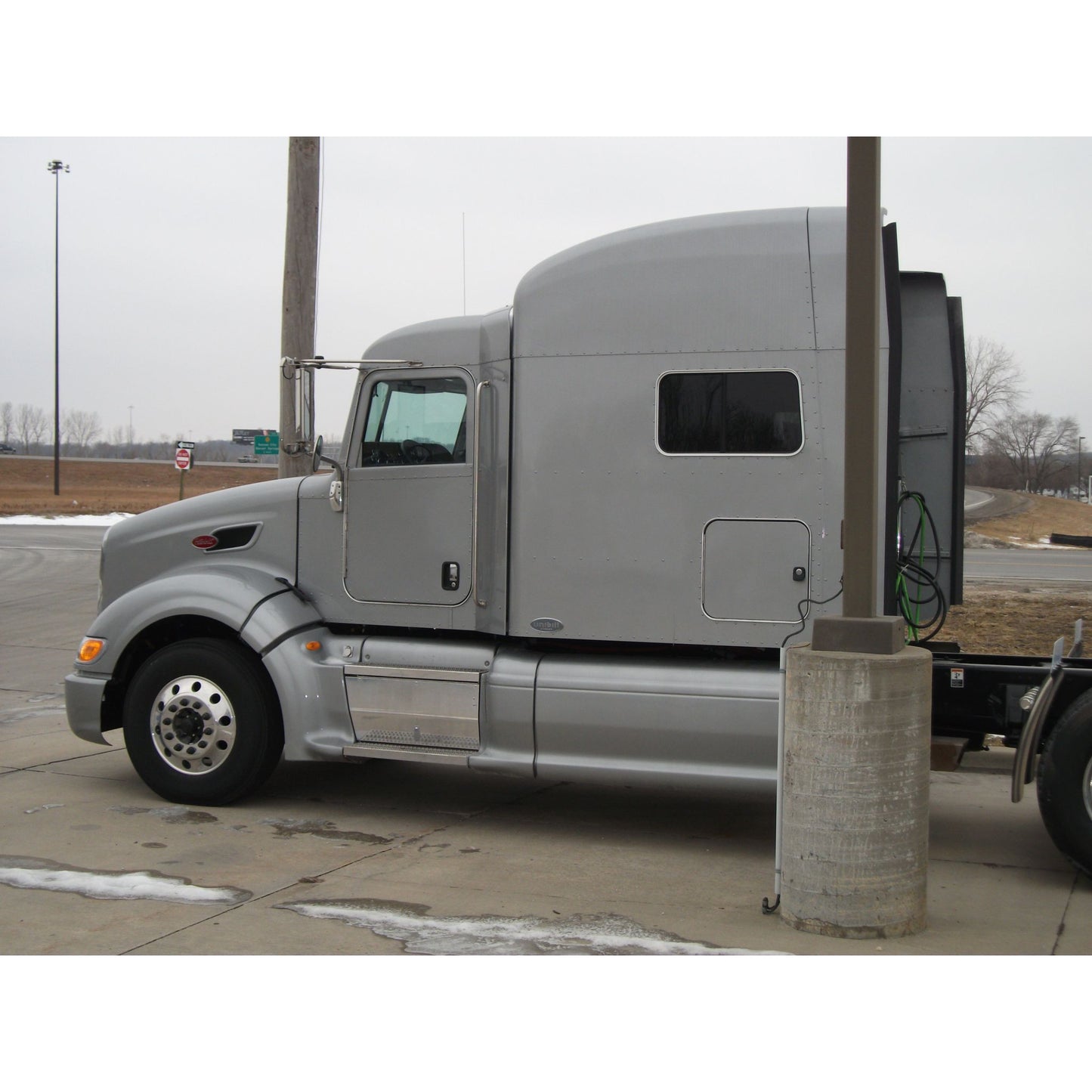 Hushmat High Top Truck 63 in. Sleeper and Floor Custom Insulation Kit 81108