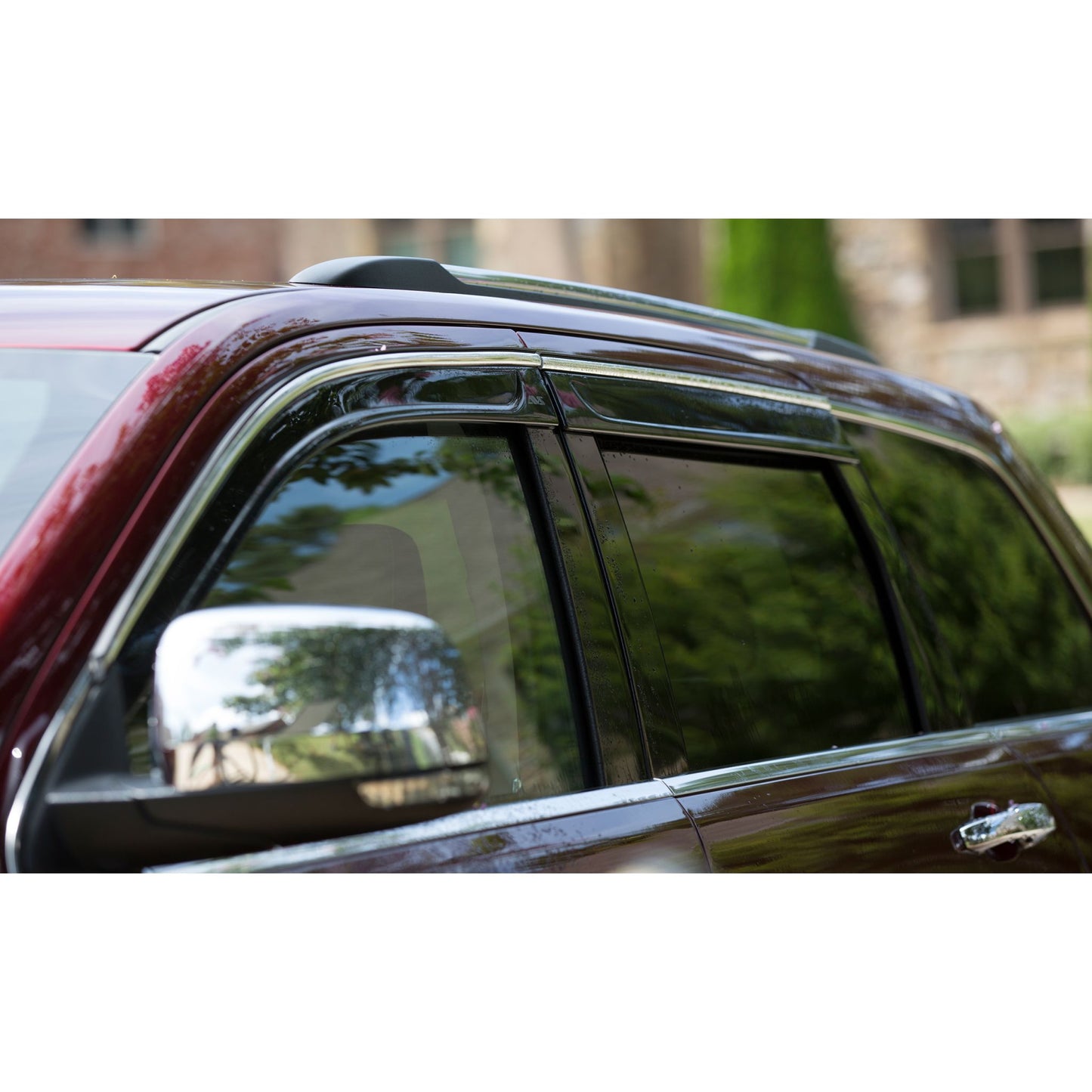 Auto Ventshade 794033 Low Profile Ventvisor Side Window Deflector With Chrome Trim 4-Piece Set For 2020-2022 Hyundai Sonata