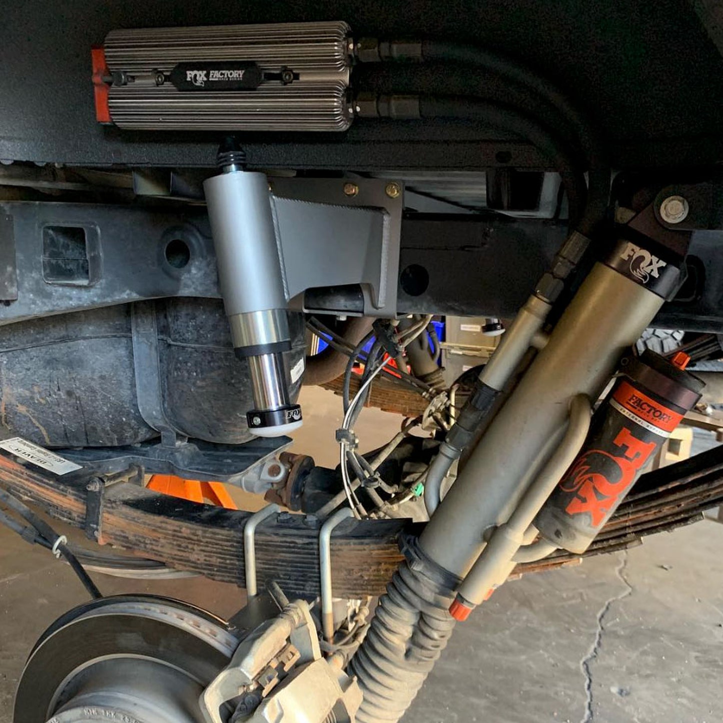 Bolt-on Rear Spring Over 2.5 Bump Stop Mount Kit