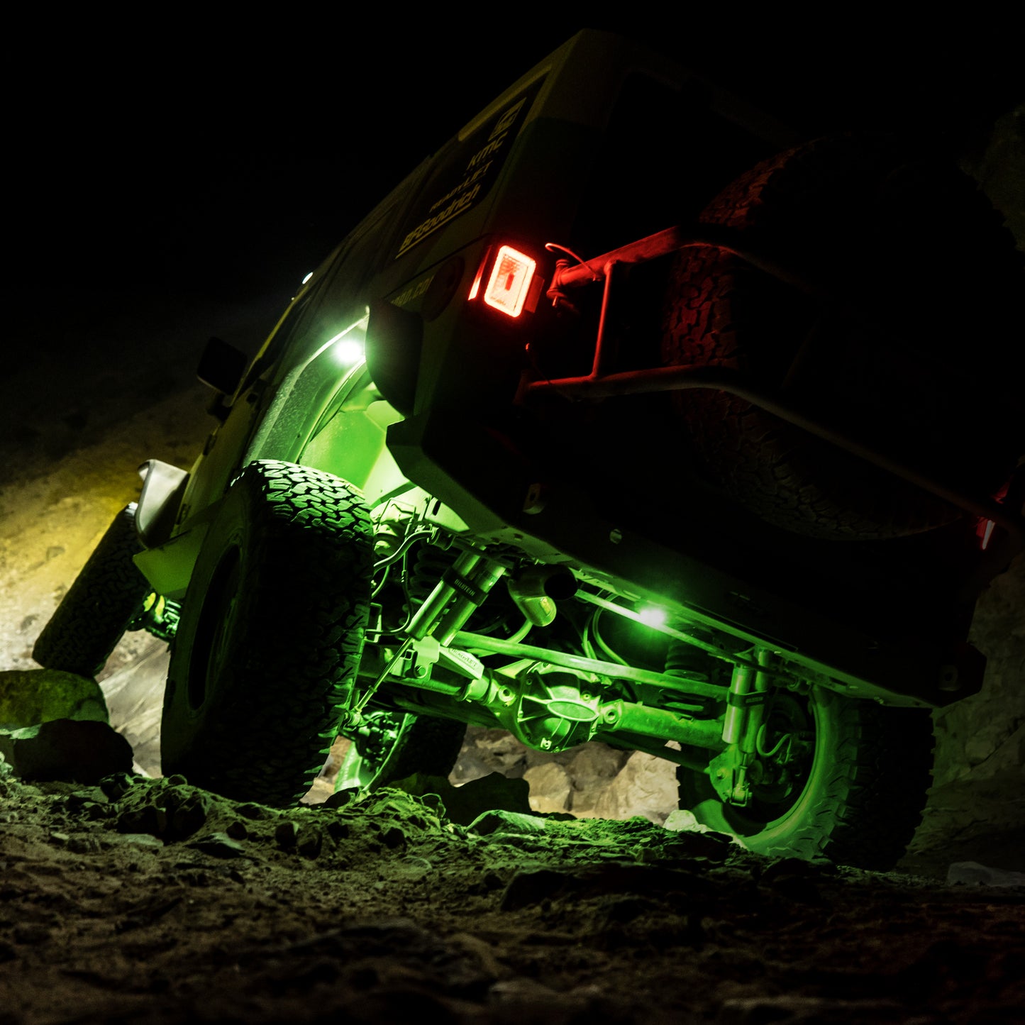 PROJECT X RGBW ROCK LIGHTS - APP CONTROLLED RGB KIT WITH 6 LIGHTS LM538815-1