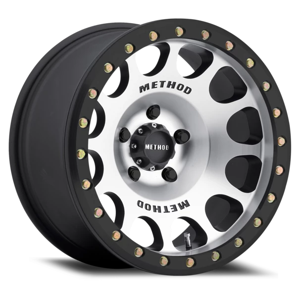 MR105 Model 17x9 3.5in Backspace/-38mm Offset 71.5mm Hub Bore (Machined with Matte Black Ring)