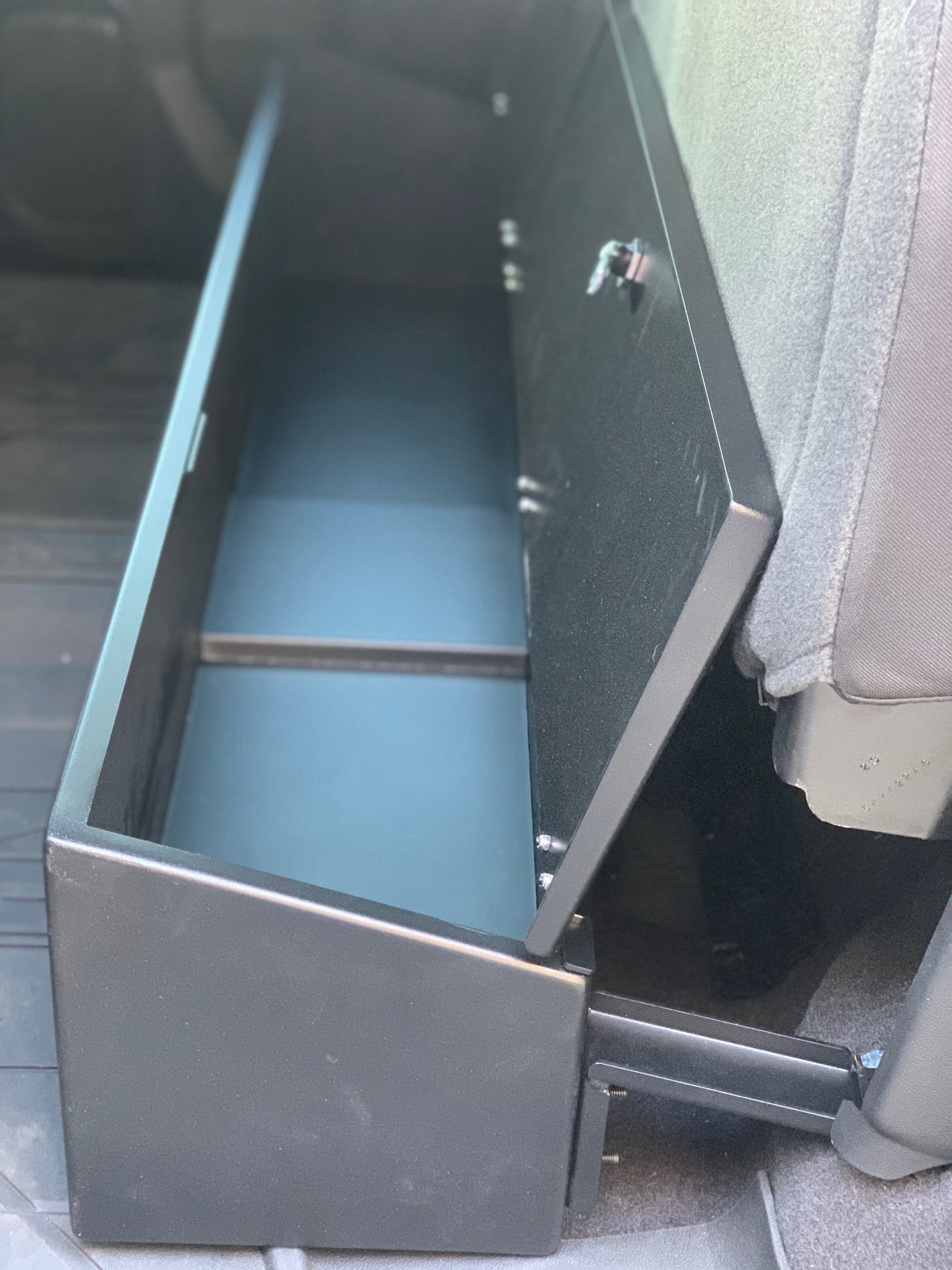 ESP Truck Accessories Lockable Metal Truck Storage For Under The Back Seat USSSIL-02