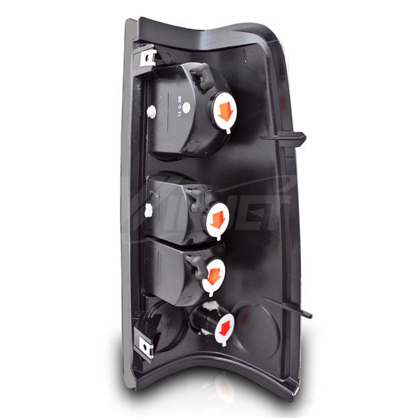 WINJET 1999-2006 CHEVROLET SILVERADO ALTEZZA/1999-2003 GMC SIERRA ALTEZZA Tail Light - Chrome/Smoke CTWJ-0004-CS