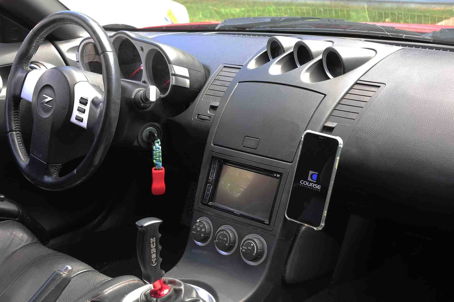 Direct Fit Phone Mount: Nissan 350Z (2002-2009)
