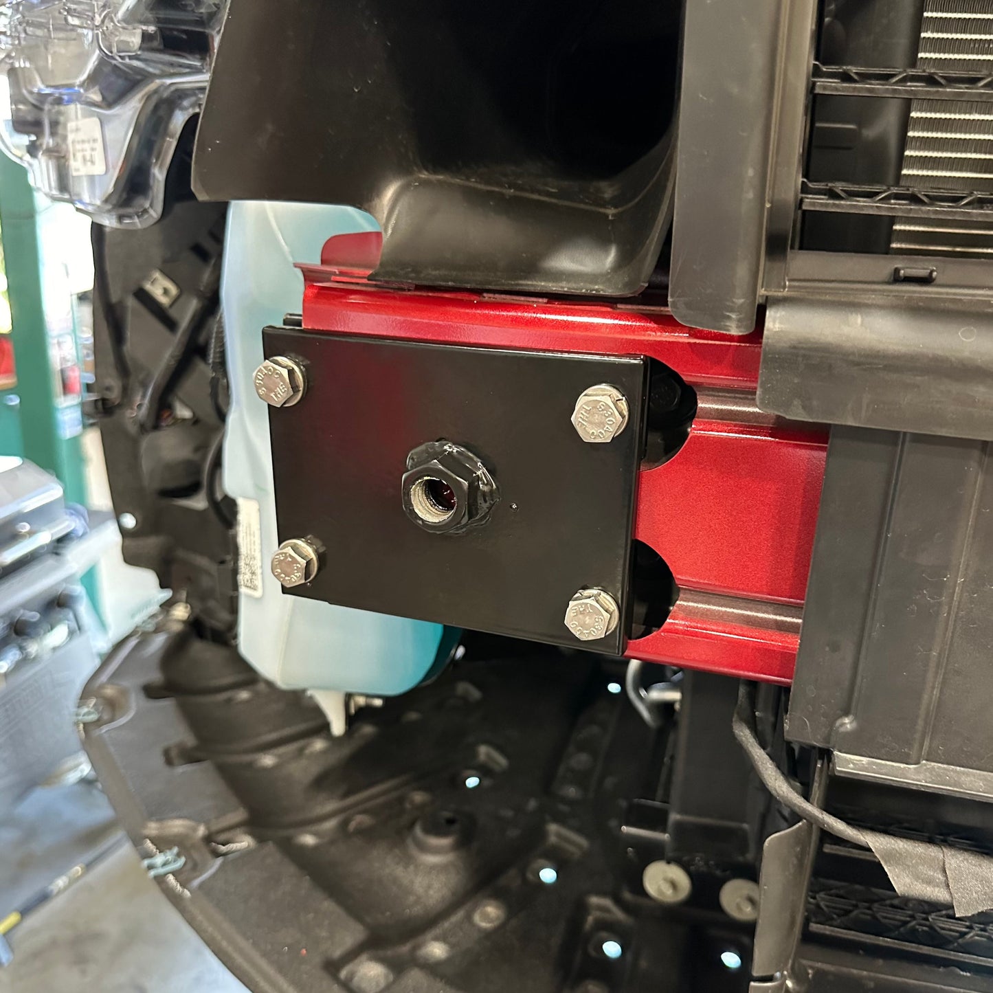 Mustang 24-25 GT/ECO Feather Lite Stealth Tow Hook