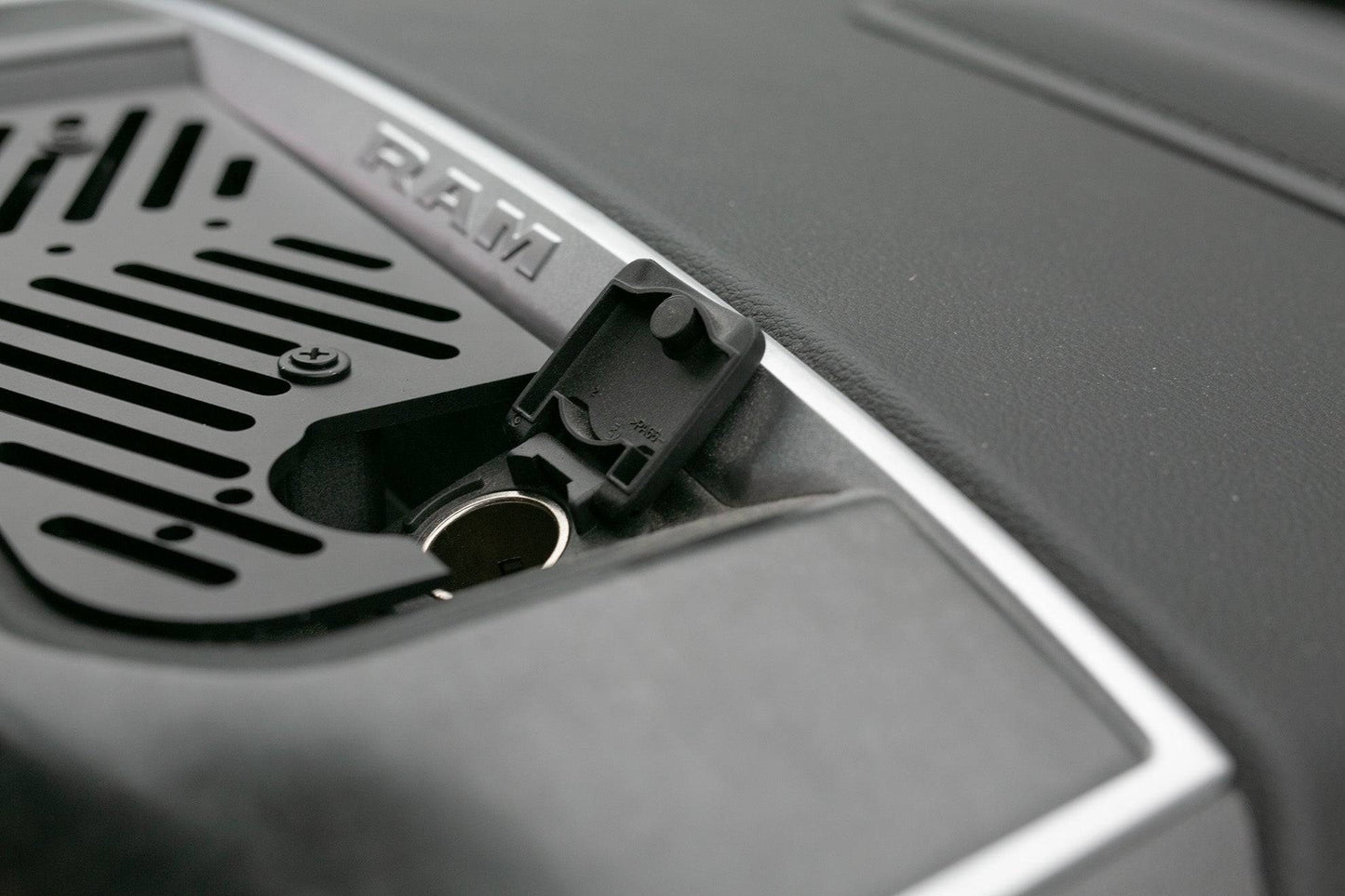 Dodge Ram New Body 2019+ (Small Screen Only) - Overland Device/Phone Mount