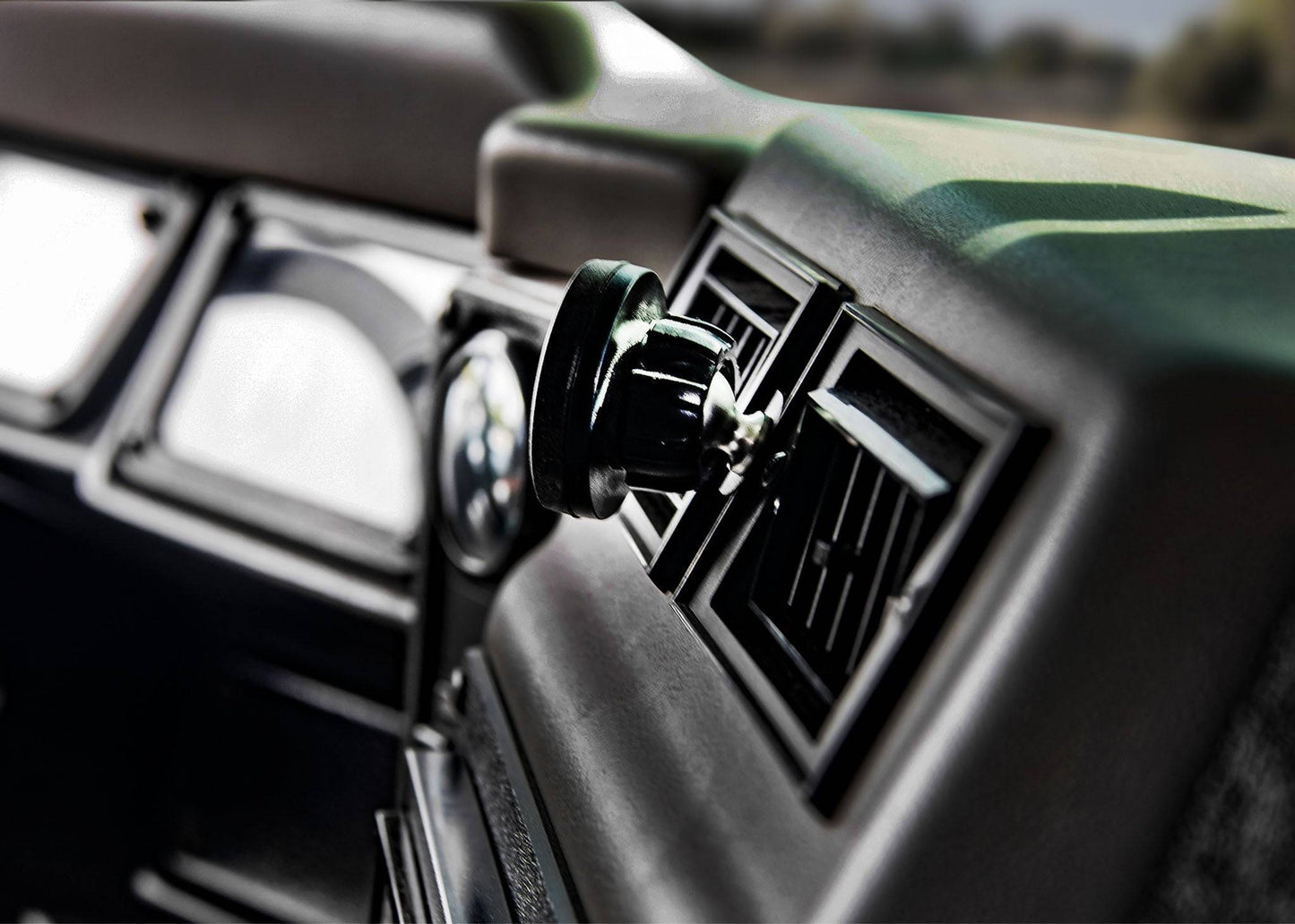 Direct Fit Phone Mount - Hummer H1 (1992-2004)