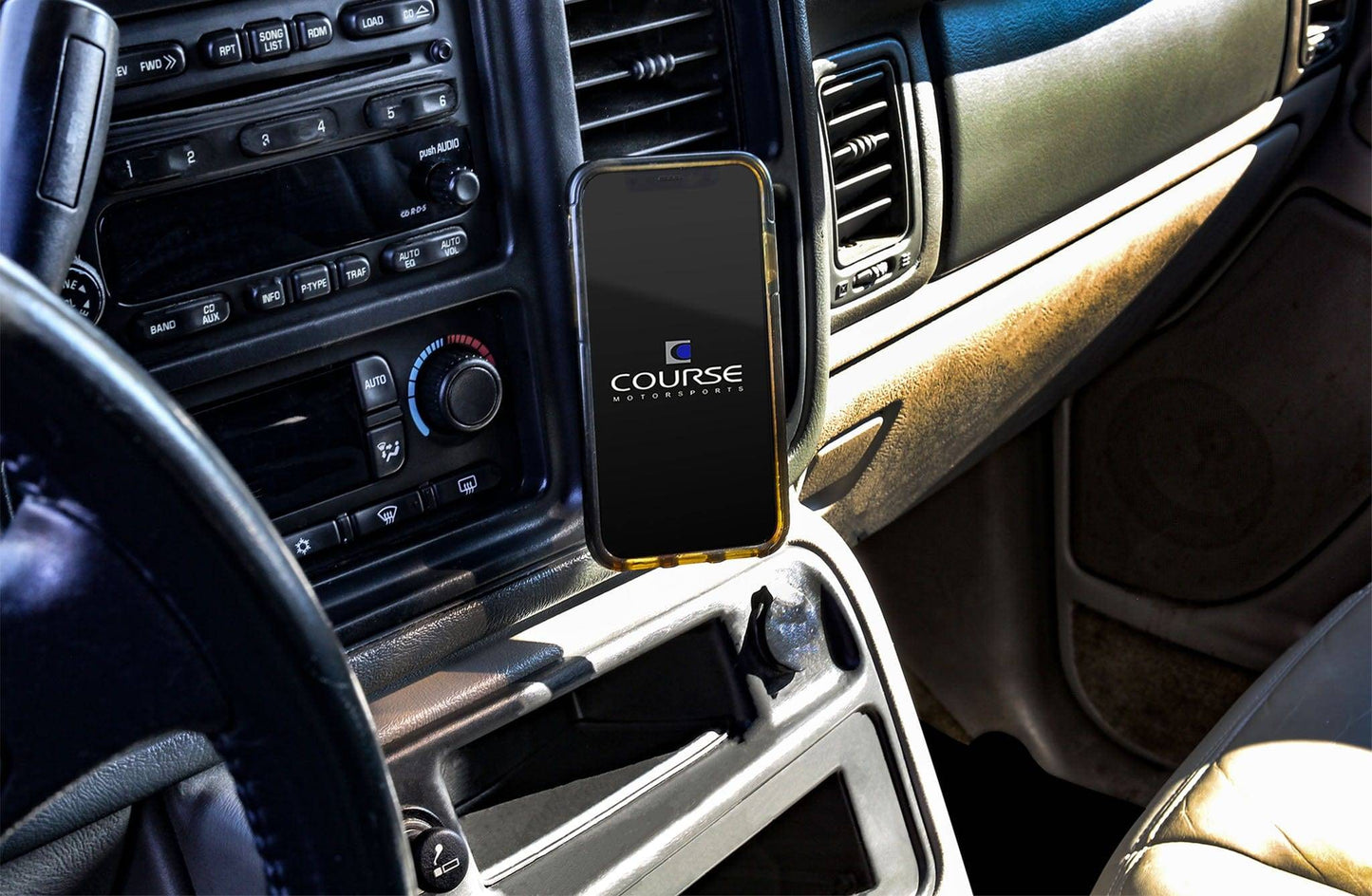 DirectFit Phone Mount: Chevrolet Suburban/Tahoe, Silverado/Sierra, GMC Yukon/XL/Denali, Cadillac Escalade (2003-2006)