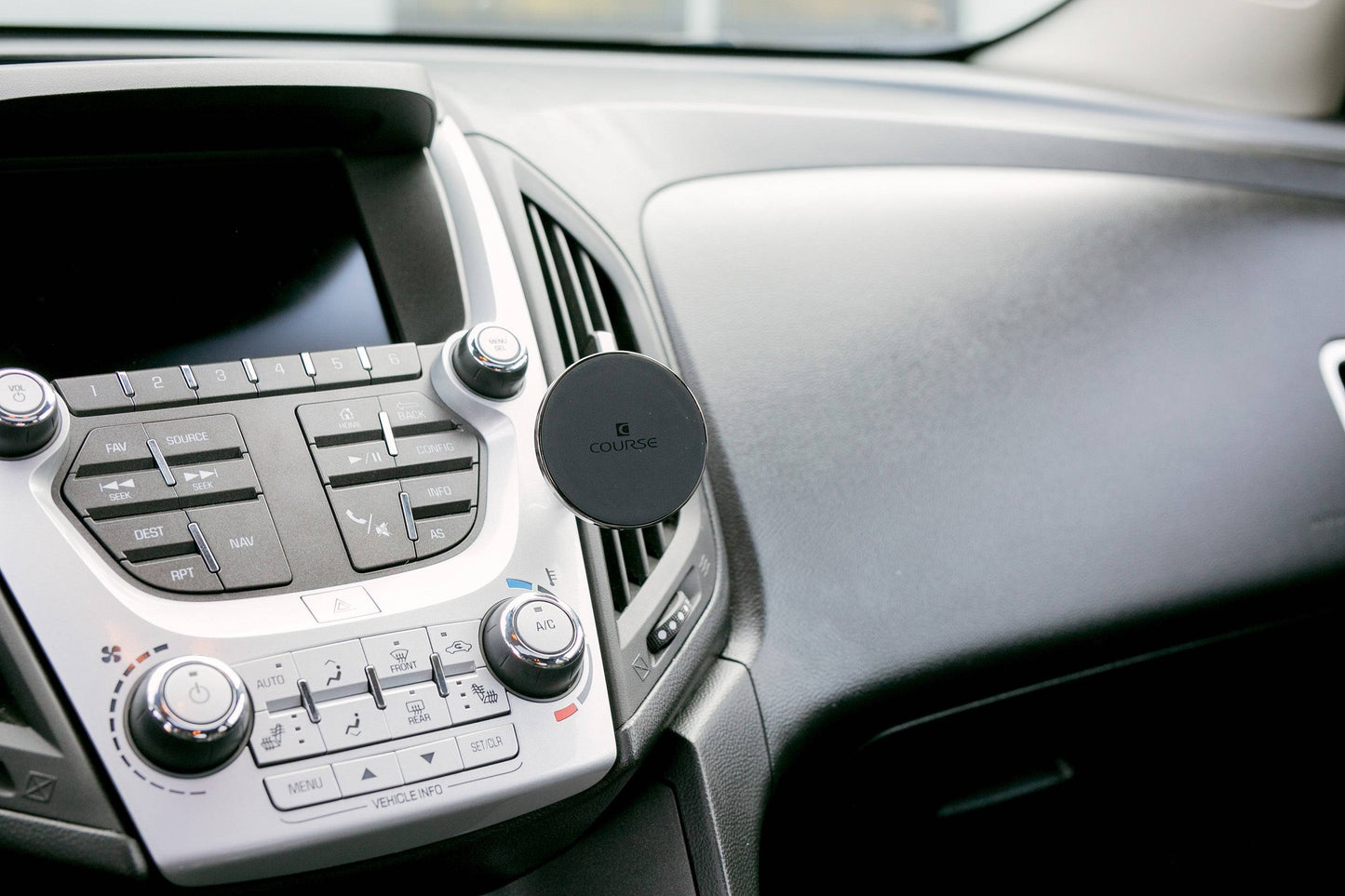 DirectFit Phone Mount: Chevrolet Equinox/ GMC Terrain 2010-2017