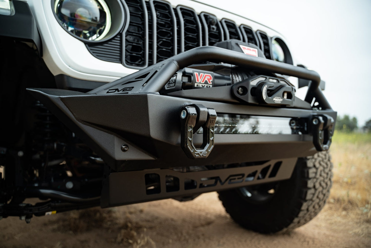 DV8 Offroad 2007-2024 Jeep Wrangler JK/JL & Gladiator JT | FS-1 Series Stubby Front Bumper FBJL-11
