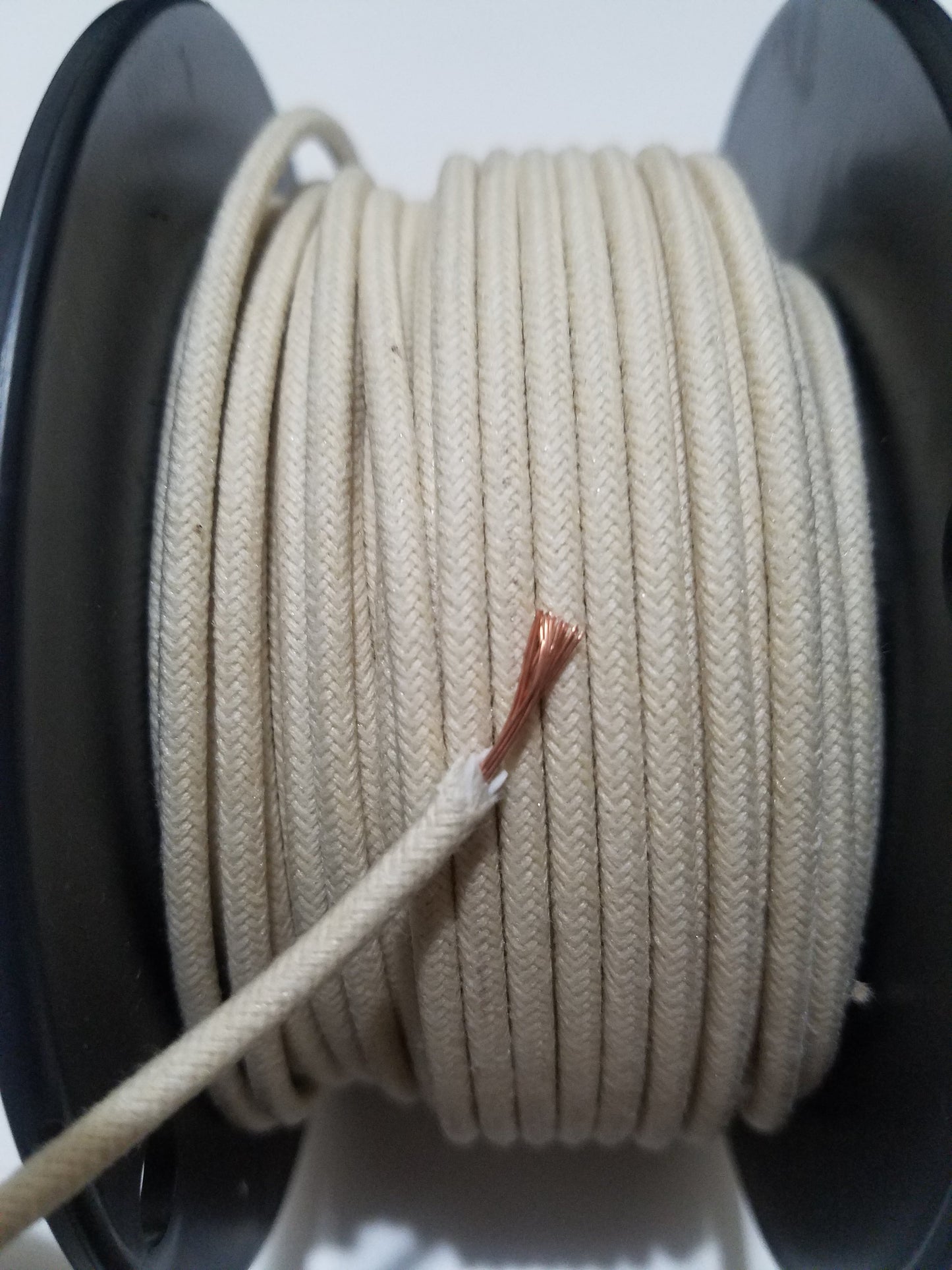 16 Gauge Cloth Braided Primary Wire [Sold By The Foot]