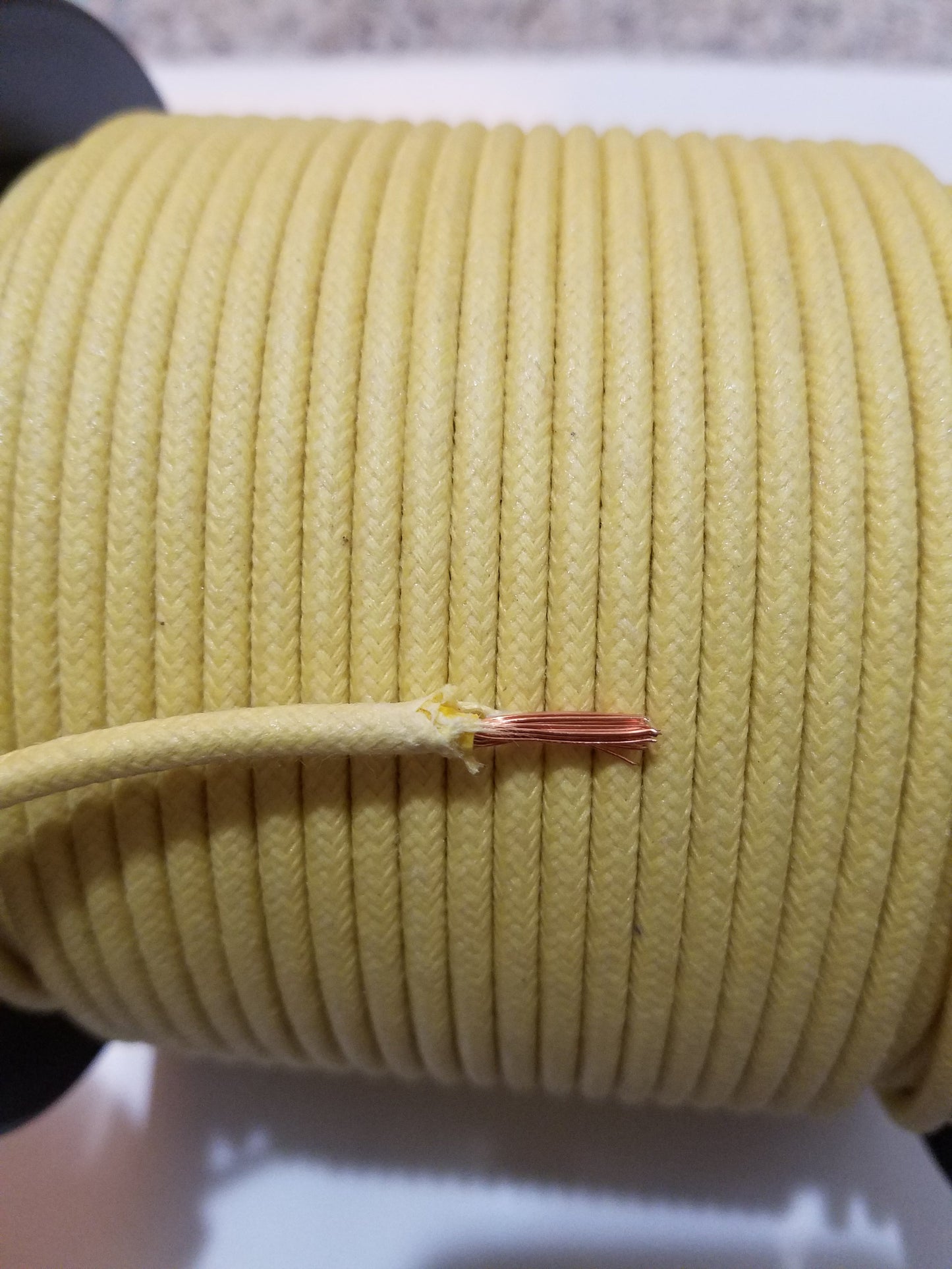 16 Gauge Cloth Braided Primary Wire [Sold By The Foot]
