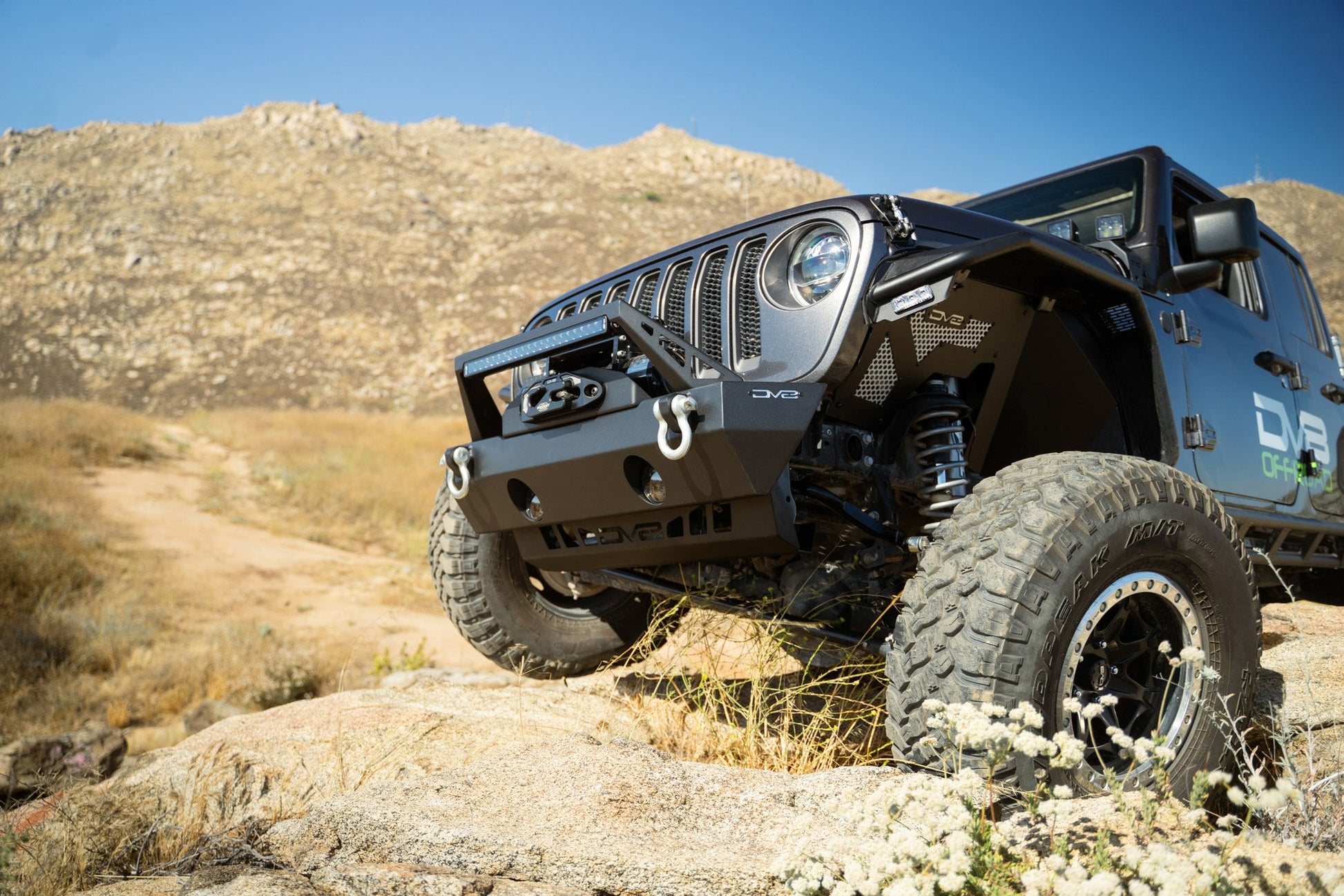 Jeep JL & JT Sway Bar Disconnect Skid Plate, Installed