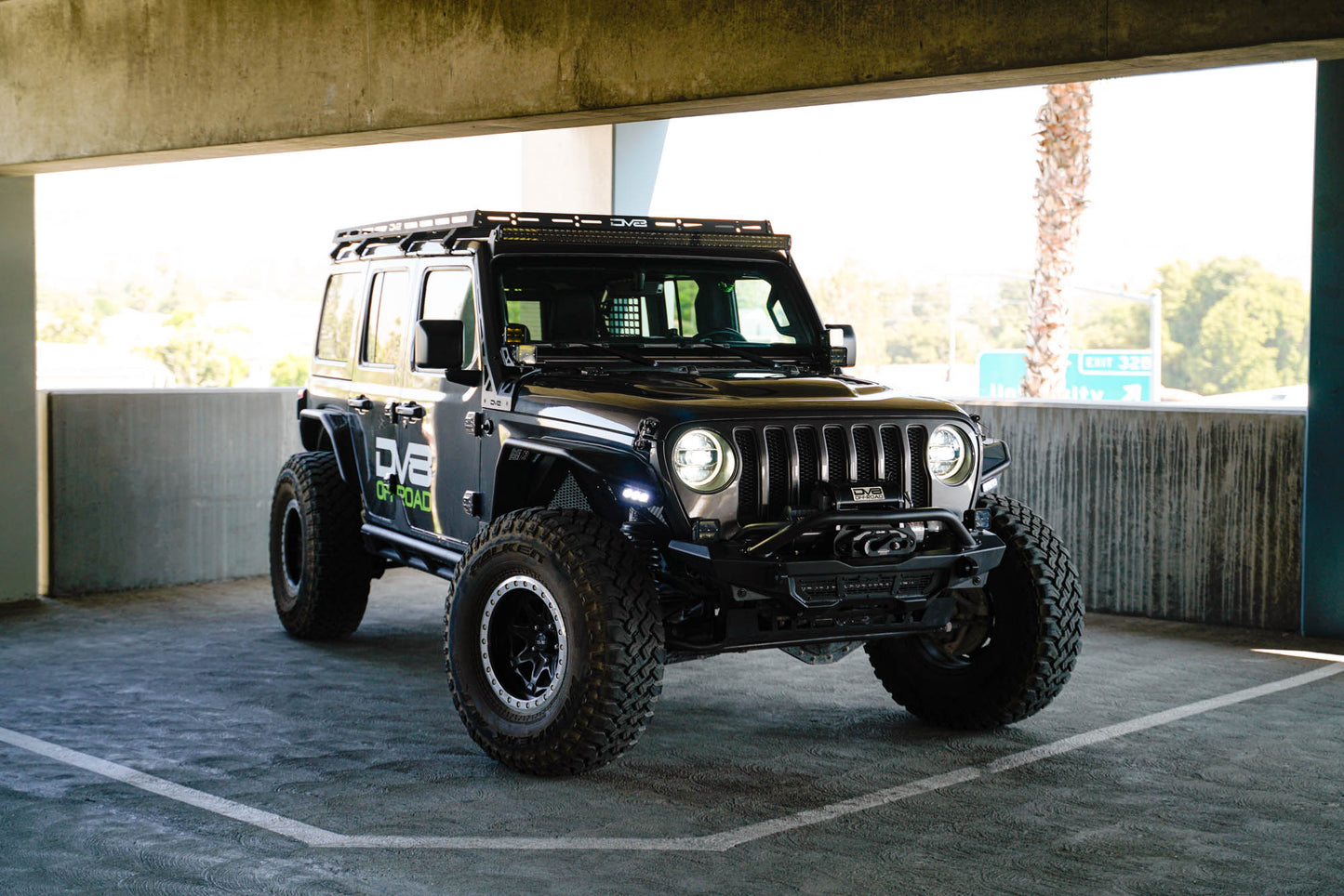 DV8 Offroad 2018-2024 Jeep Wrangler JL & Gladiator JT | 50-Inch Light Bar Mount LBJL-10