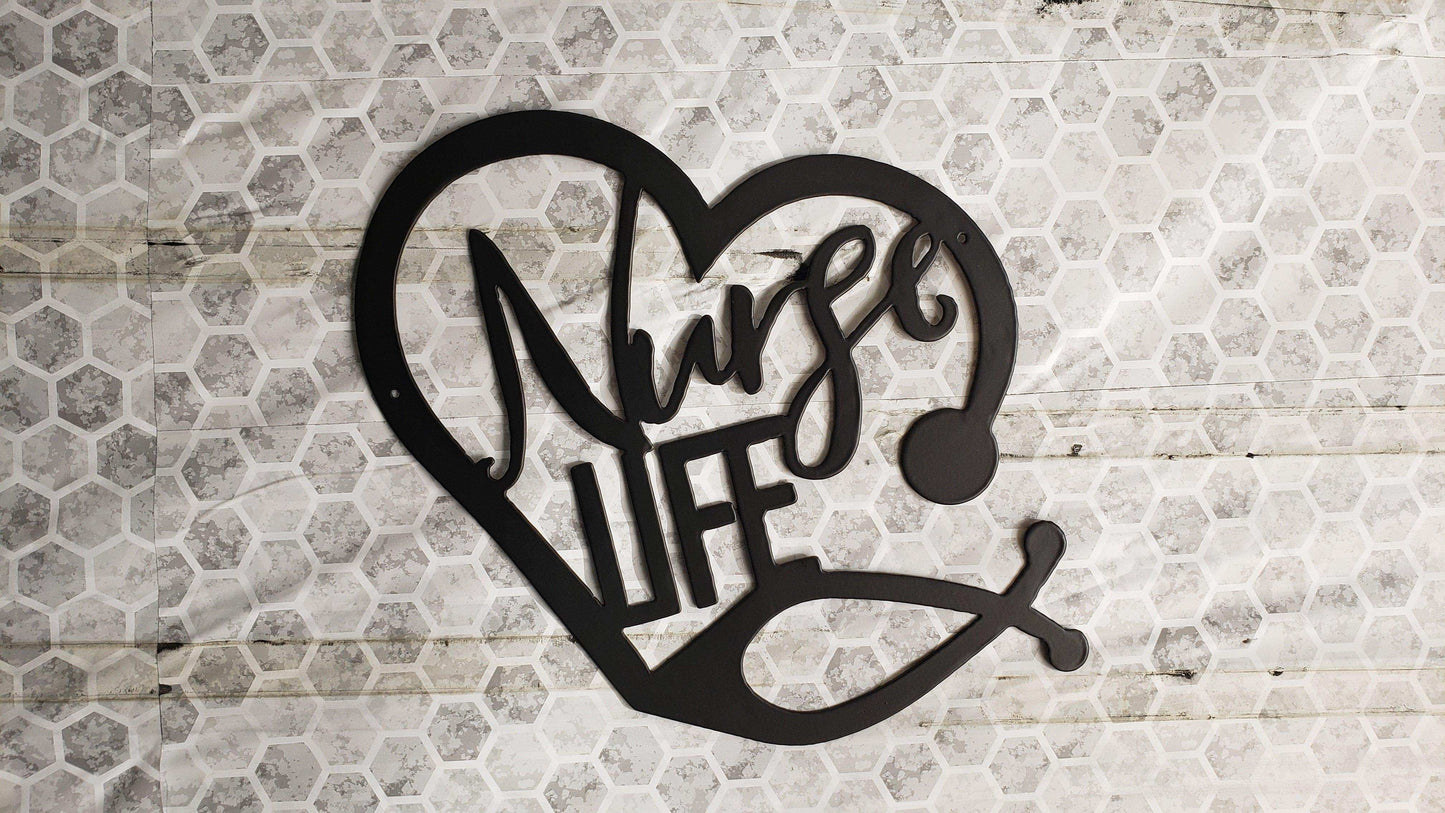 Nurse Life Heart Love Sign – Metal Wall Art for Nurses, Medical Decor, Unique Gift for Healthcare Workers