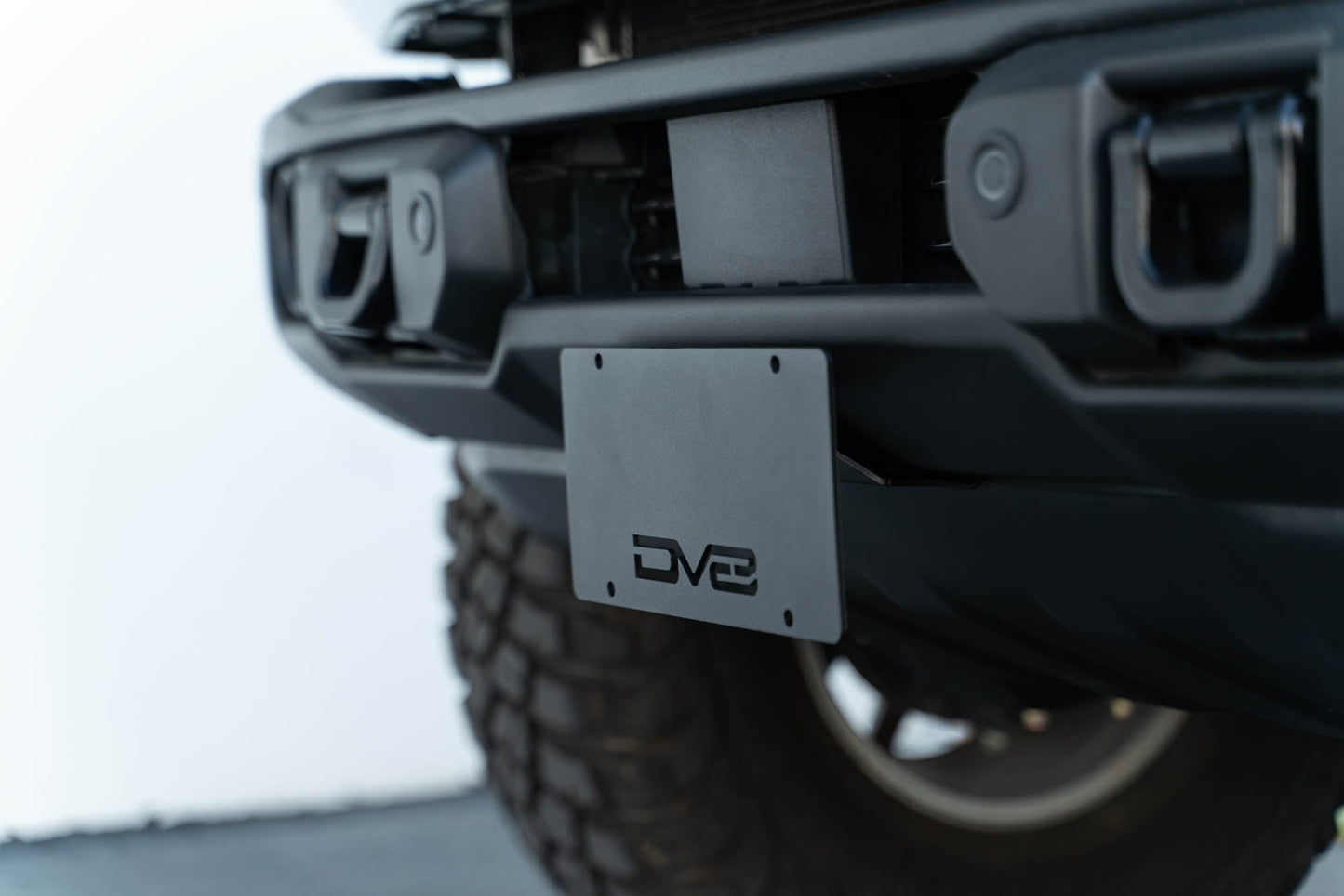 DV8 Offroad 2021-2024 Ford Bronco | Capable Bumper Front License Plate Mount LPBR-04