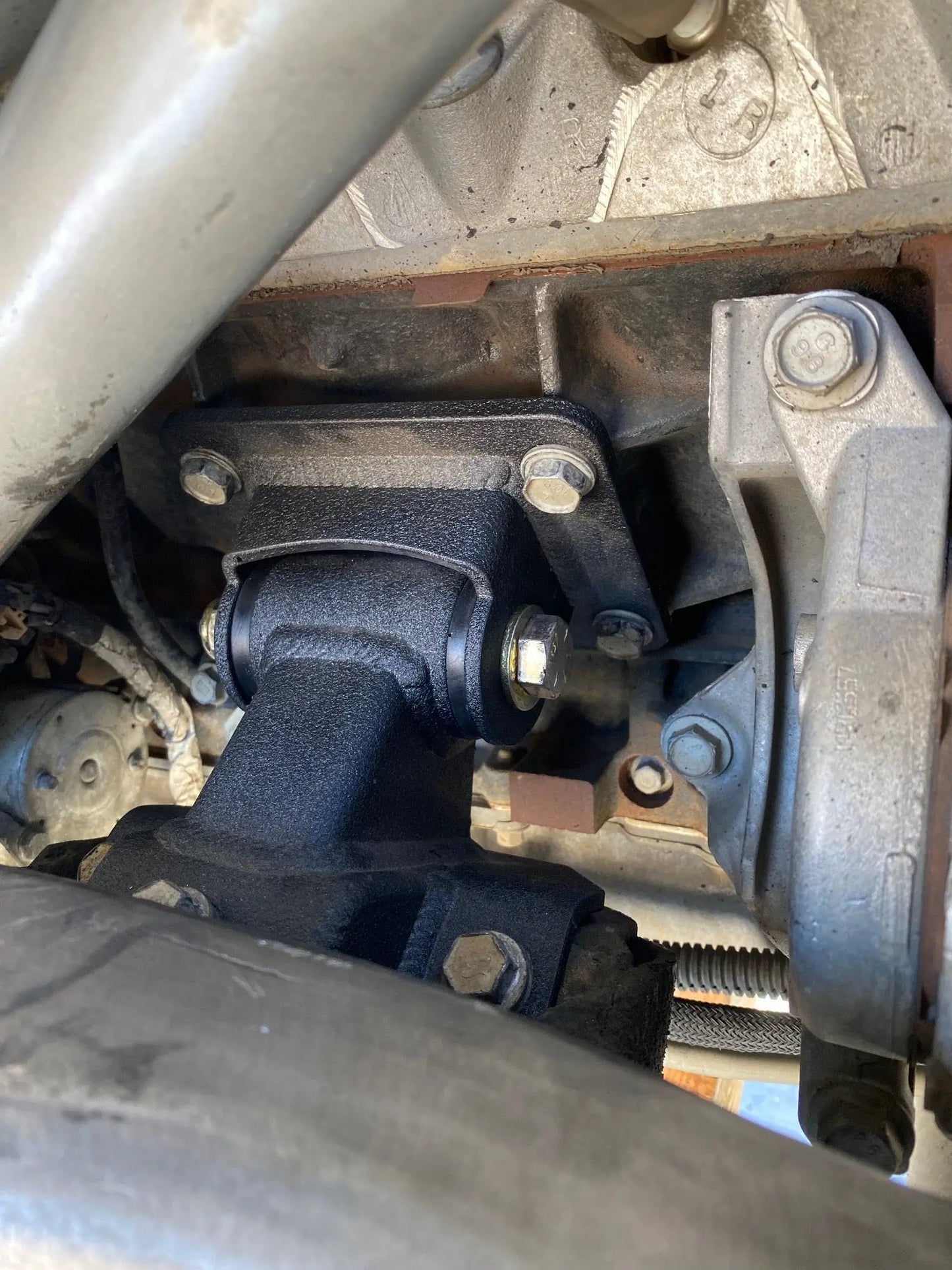 1999-2006 Chevy / GMC - 1500 4.8L, 5.3L, 6.0L and 6.2L - Tahoe - Escalade Fabricated Motor Mounts