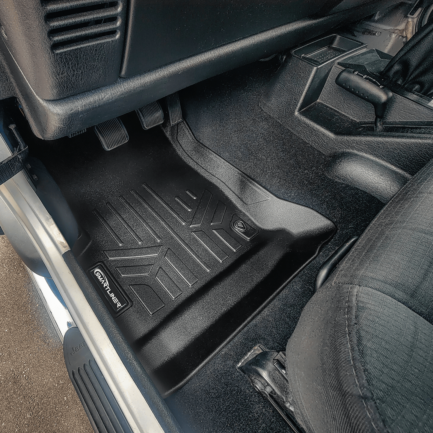 SMARTLINER Custom Fit Floor Liners For 1997-2006 Jeep Wrangler (2 door model)