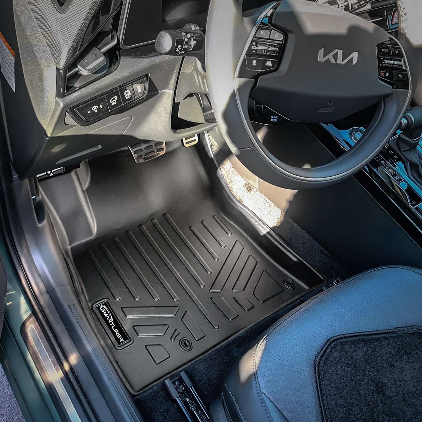 SMARTLINER Floor Liners for 2023-2026 Kia Niro PHEV