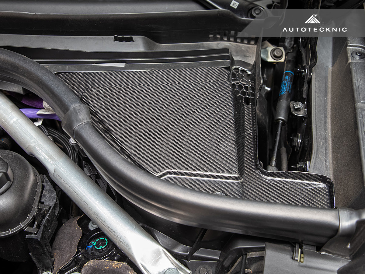 AutoTecknic Dry Carbon Engine Cowl Panel Trim Set - G09 XM