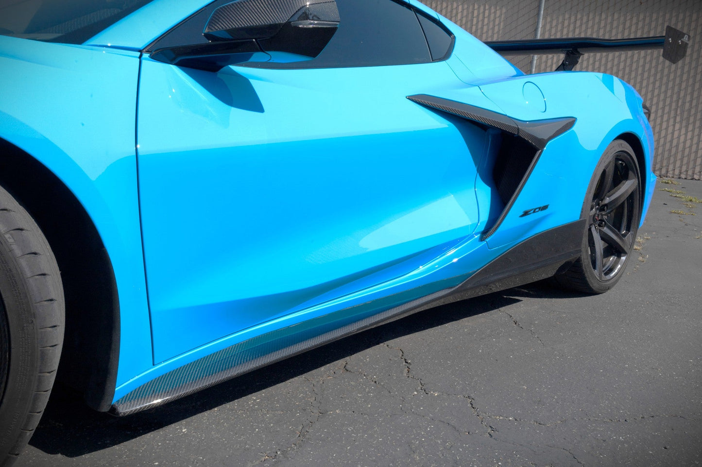 Chevrolet Corvette C8 Z06/ E Ray/ ZR1/ Grand Sport Carbon Fiber Side Rocker Extensions/ Side Skirts