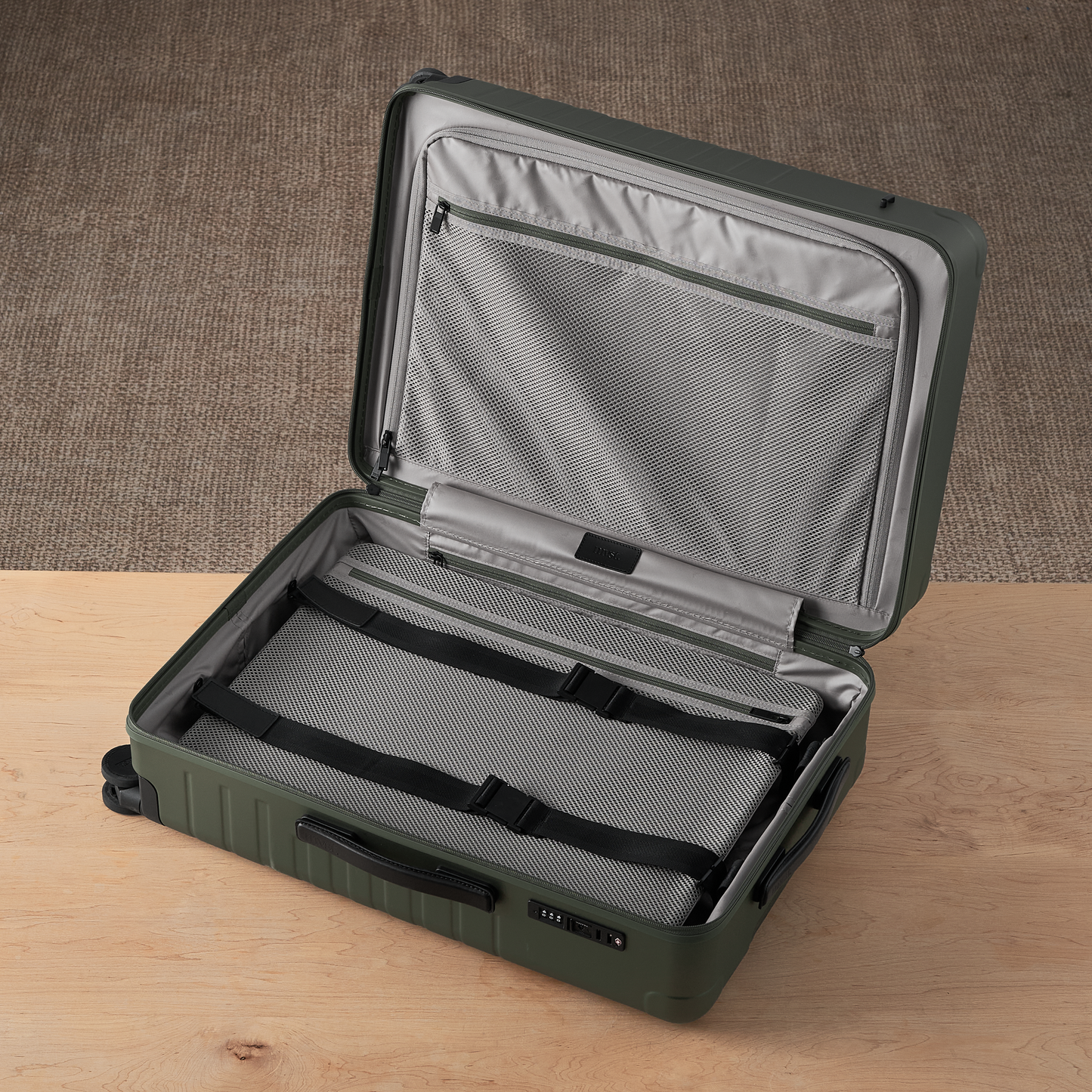 Essential Collection Suitcase Dark Olive Metallic