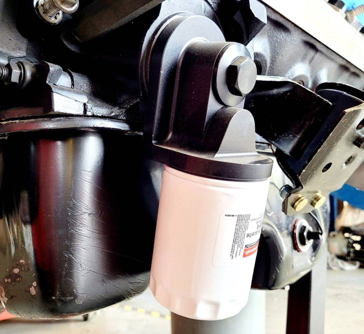 Granatelli Ford 5.0L 90° Black Billet Oil Filter Adapter – 796880