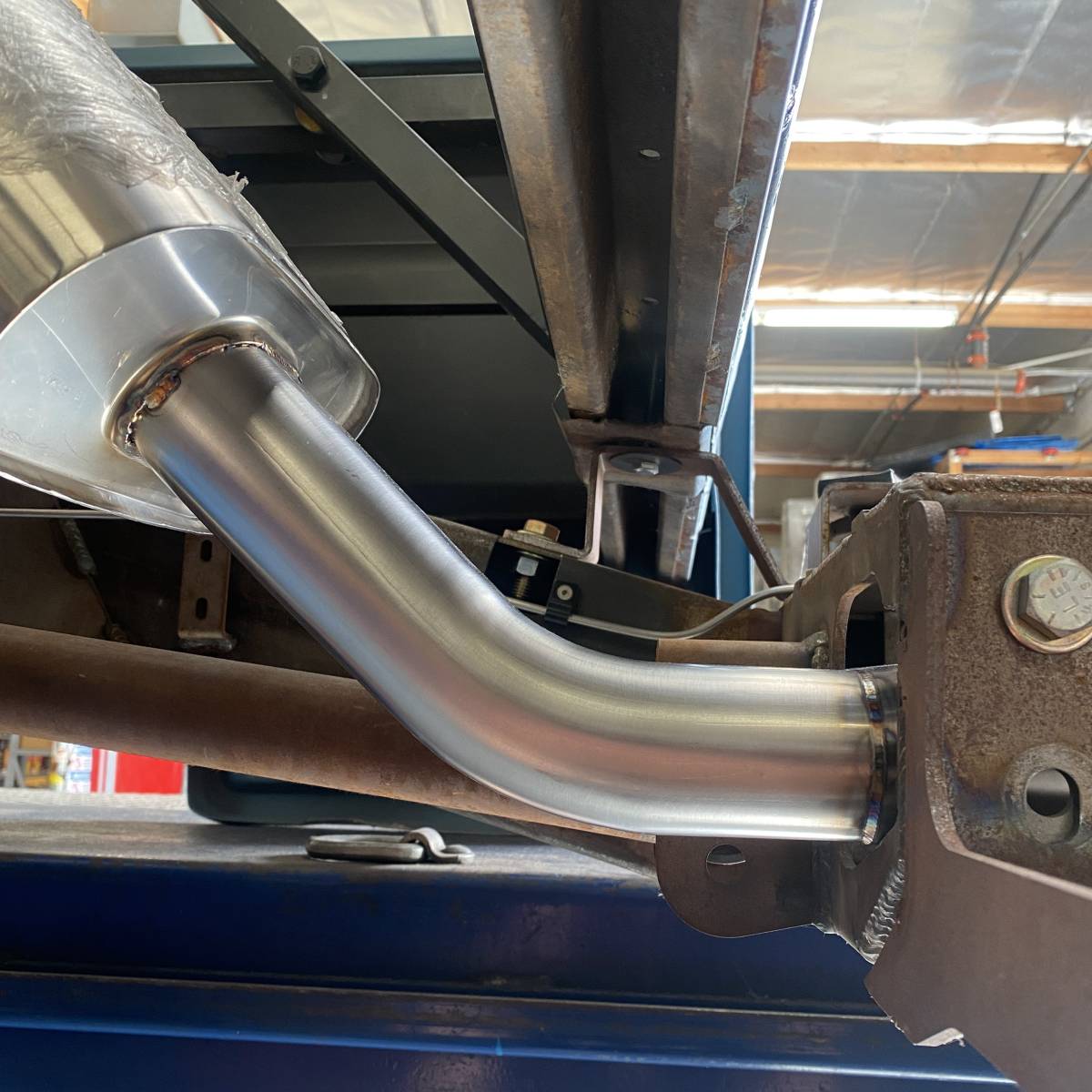 Granatelli 3" Oval Exhaust Tubing Vertical 45° Bend - 313538