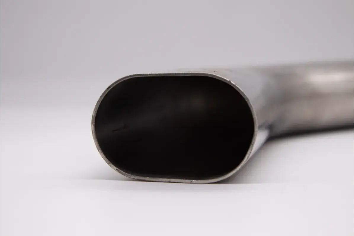 Granatelli 3" Oval Exhaust Tubing Horizontal 45° Bend – 313536