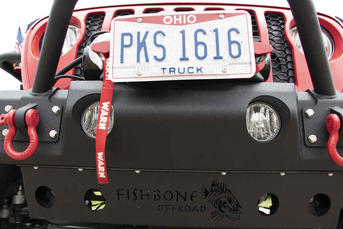 Fishbone Offroad Front Stubby Winch Bumper for 2018 & Up Jeep Wrangler/Gladiator FB22178