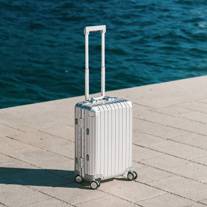 TREVA Aluminum Suitcase Silver
