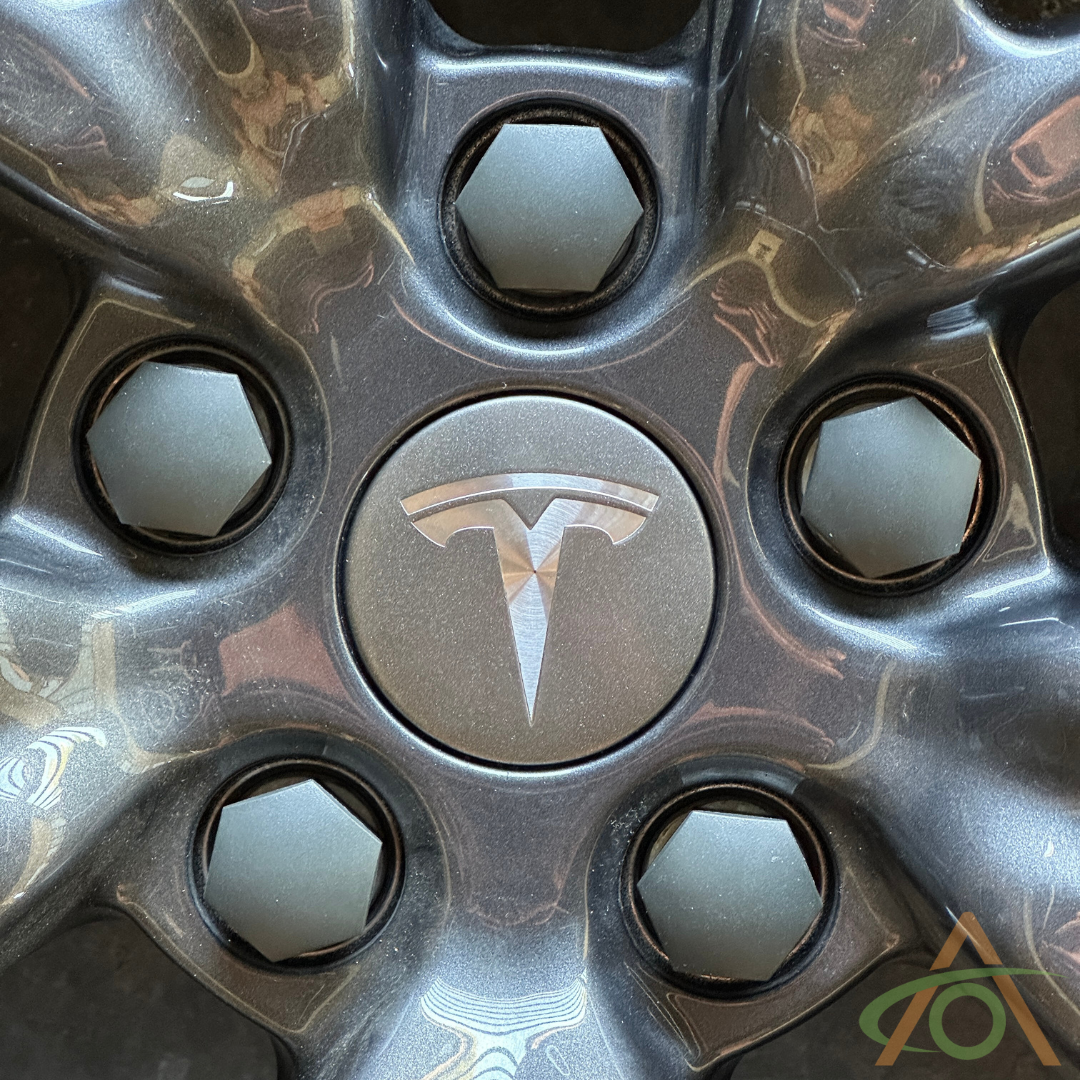 Tesla Wheel Center Cap Kit