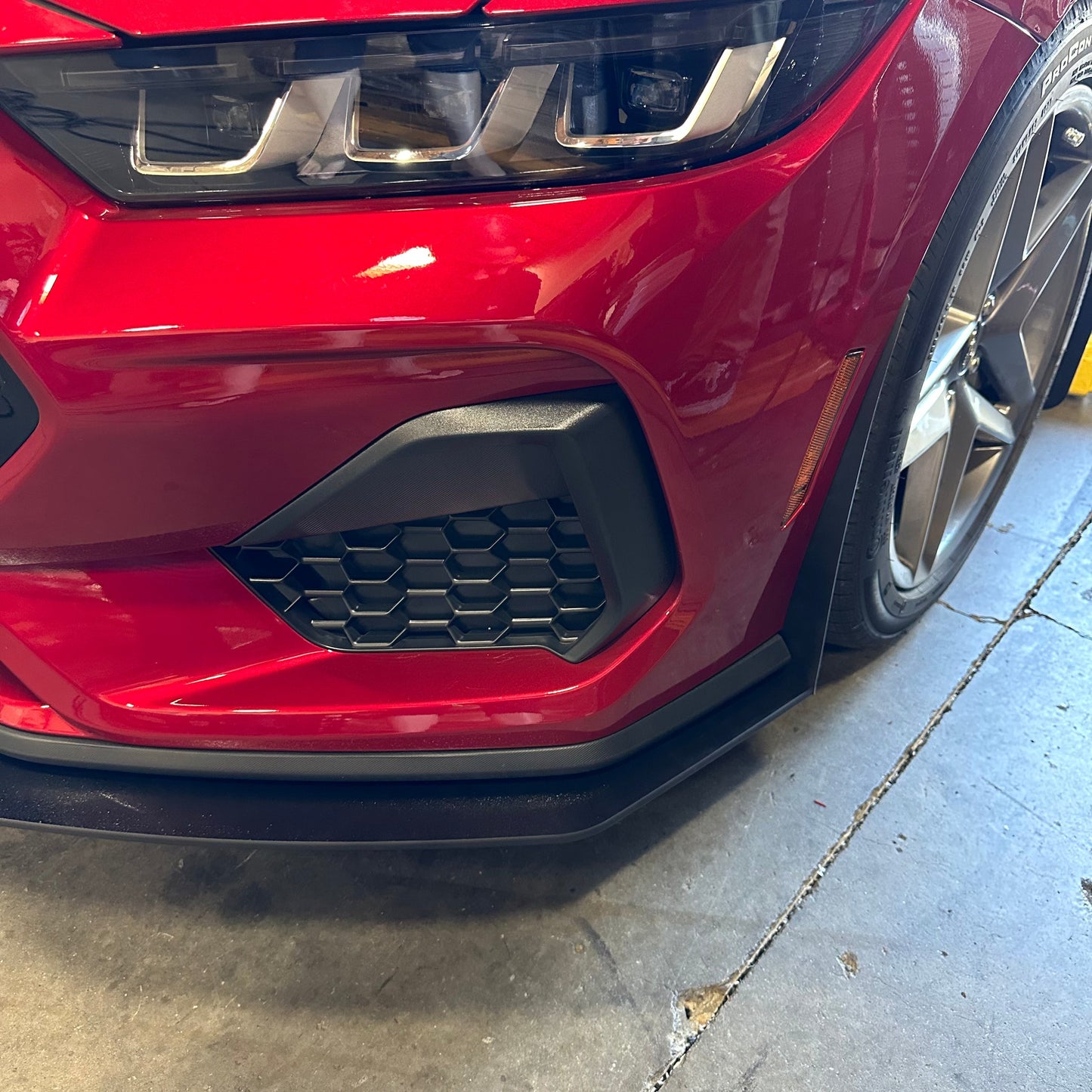Mustang 24-26 GT/ECO Standard Body Kit