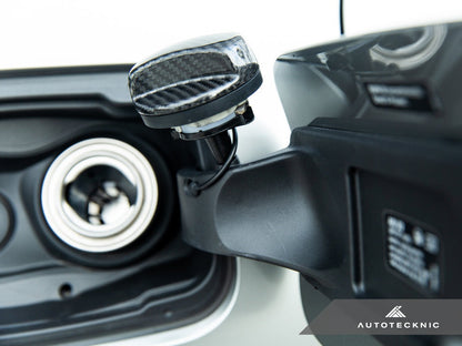AutoTecknic Dry Carbon Competition Fuel Cap Cover - G20 3-Series