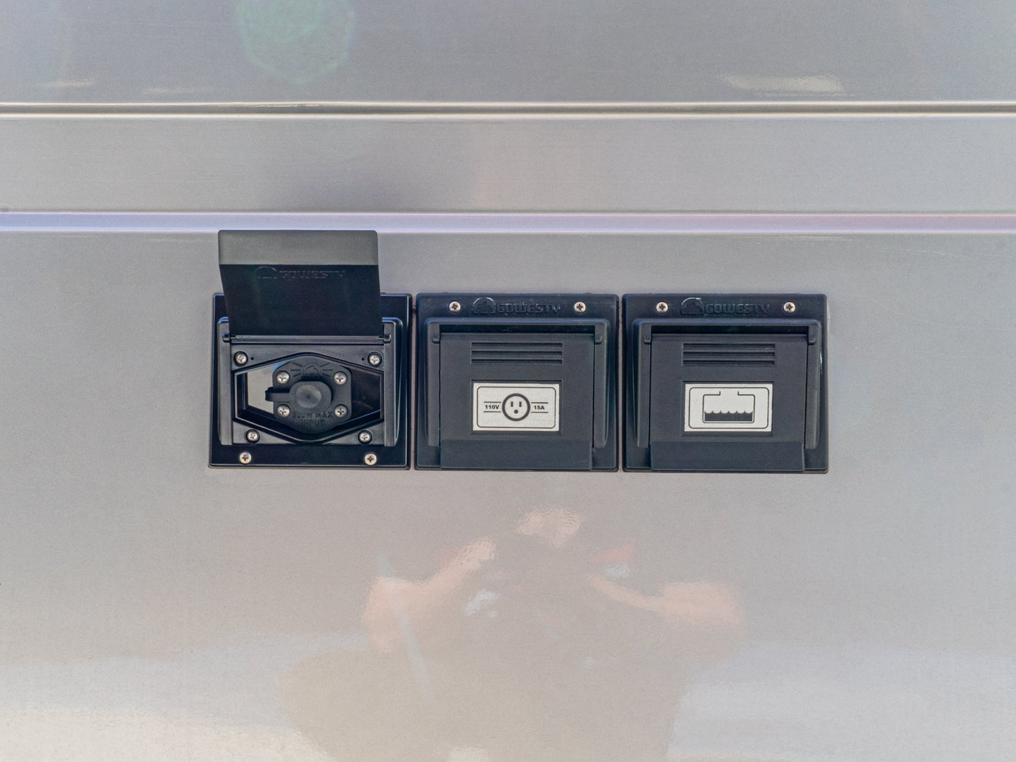 GoWesty Solar Hook-Up Box