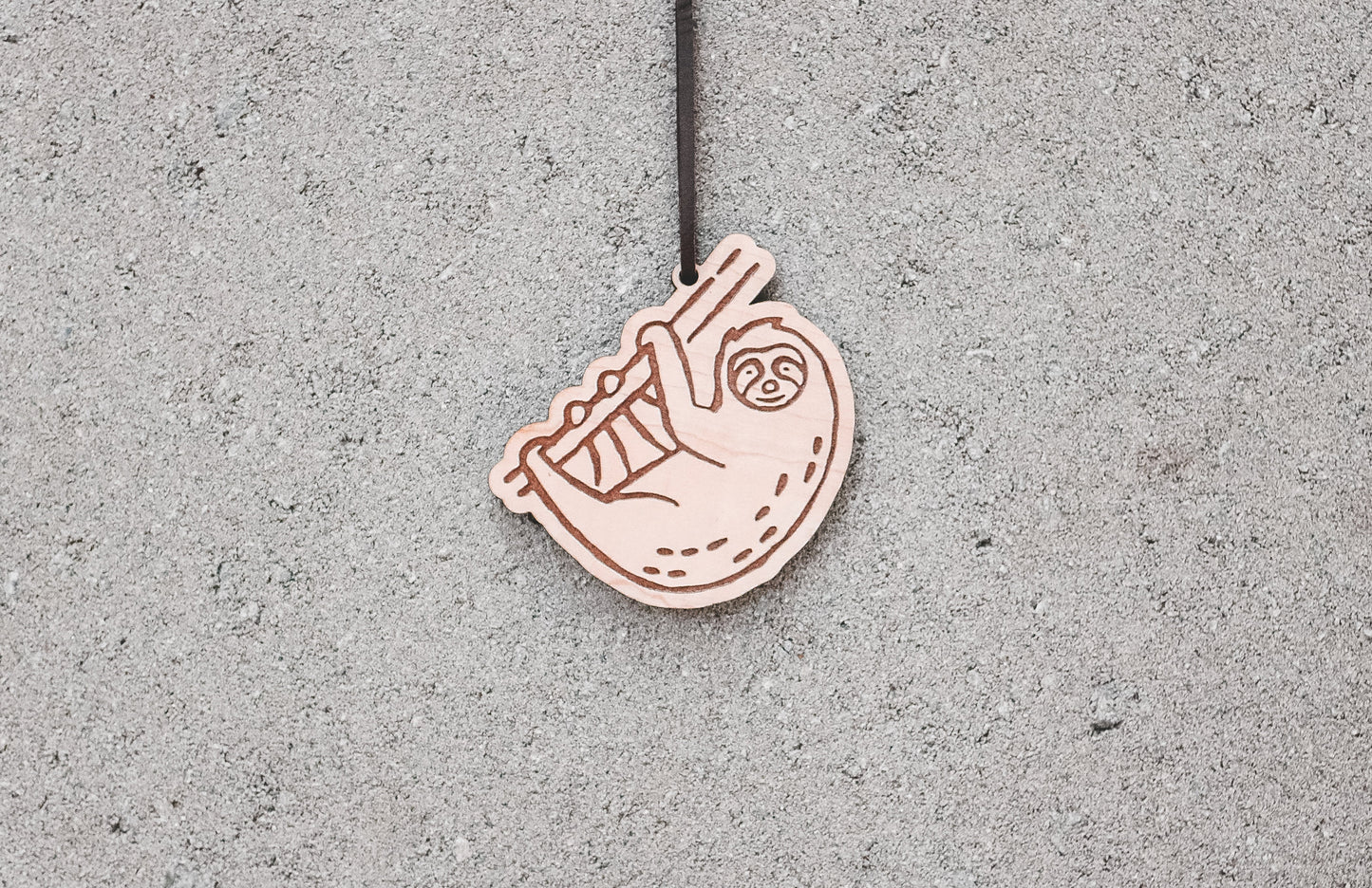 Hanging Sloth Frshslab