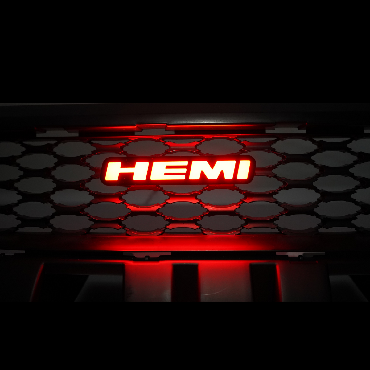 Hemi LED Badge (Multicolor Flow)