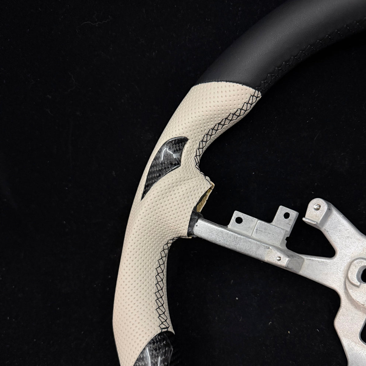 IN STOCK - 2006-2011 C6 Chevrolet Corvette Carbon Fiber Steering Wheel