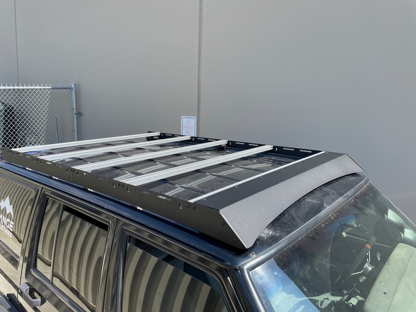 1991 - 1998 Jeep Cherokee XJ Roof Rack