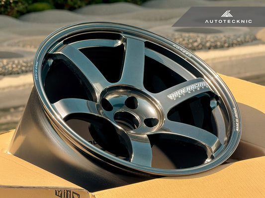 Volk Racing TE37 Saga S-Plus 18x10.5 +15 5x114.3 Shining Black Metal (Set of 4)